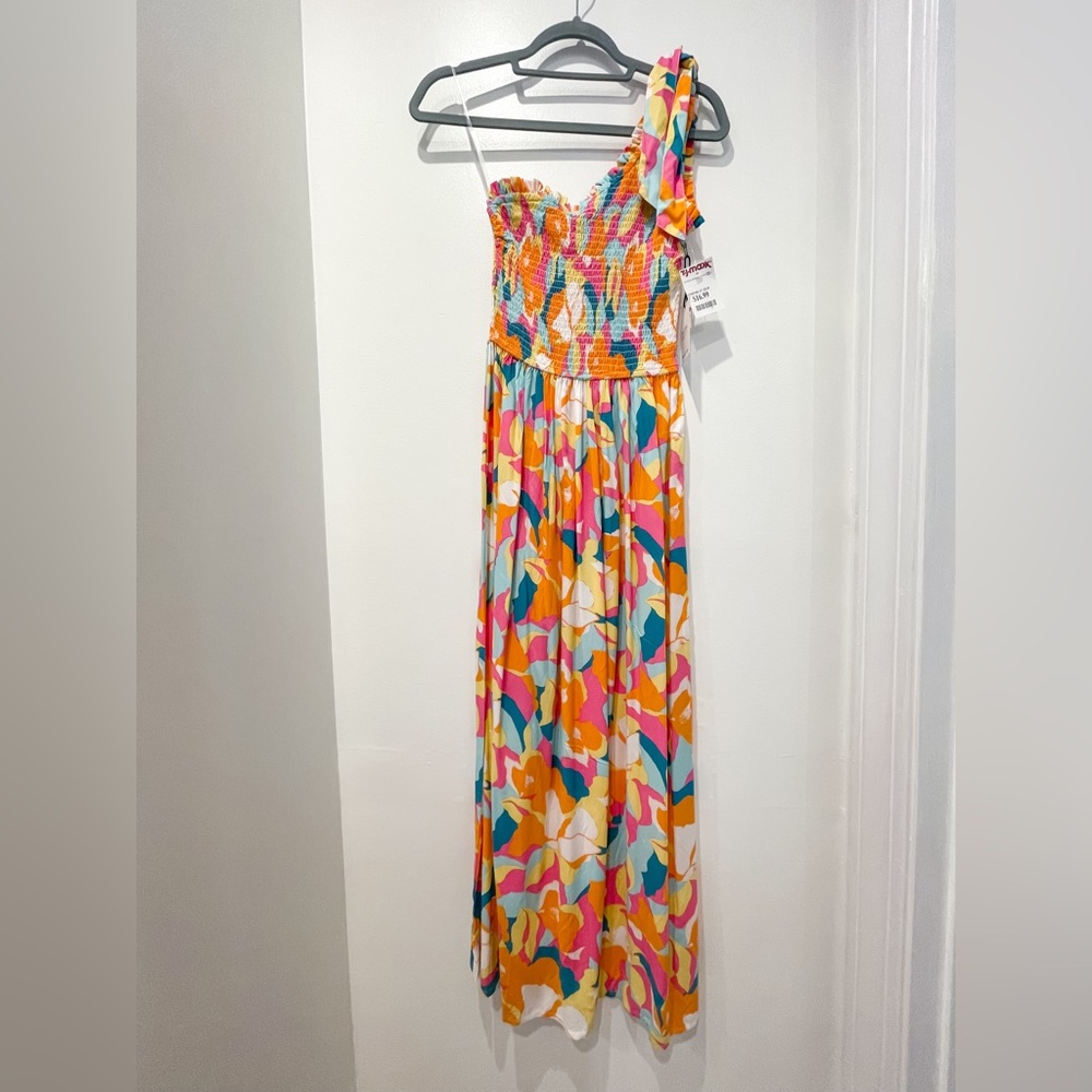 Brand New with tags, bright pattern, one shoulder dress. Size S.